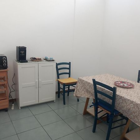 Alle Quattro Regine Napoli Esterno foto